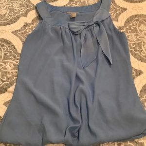 H&M blue bow front sleeveless blouse